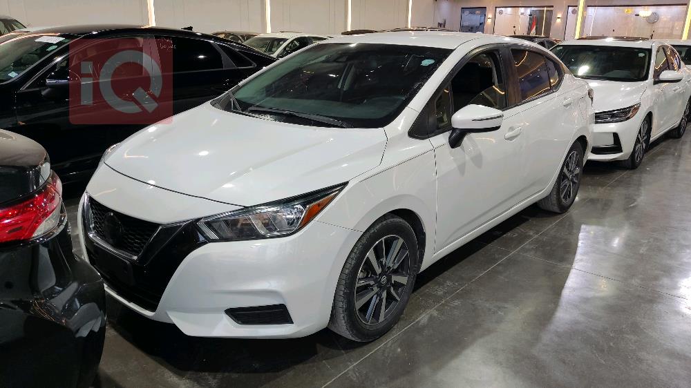 نیسان ڤێرسا